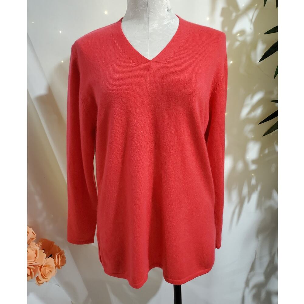 Vtg Precious Fibers Womens V-Neck Cashmere Sweater Size M Pink Relaxed Classic
